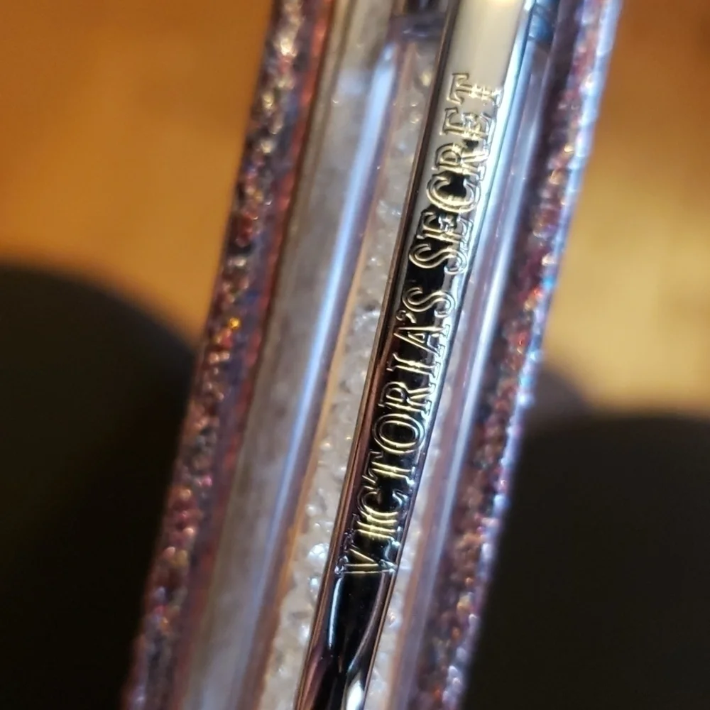 𝅺victoria secret notebook and pen. Set